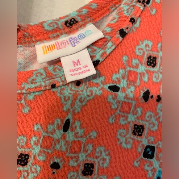 Bundle of 2 beautiful lularoe dresses. Size M - Picture 4 of 9